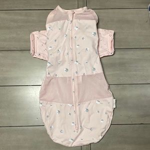 Snoo swaddle